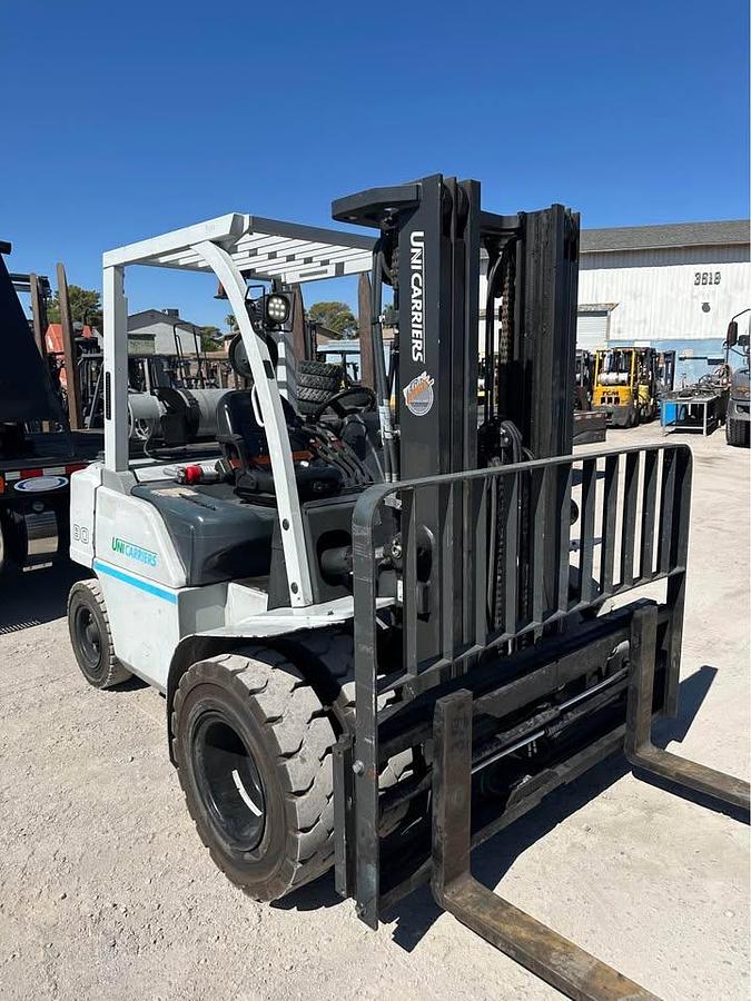 Used 2015 UNICARRIERS MJ1F4A35LV