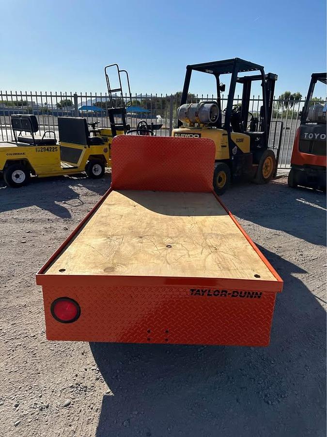 Used 2000 TAYLOR DUNN B2-48