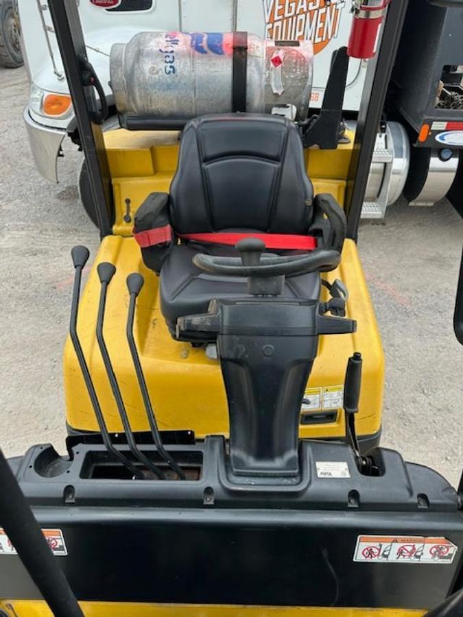 Used 2019 YALE GLC080VX FORKLIFT