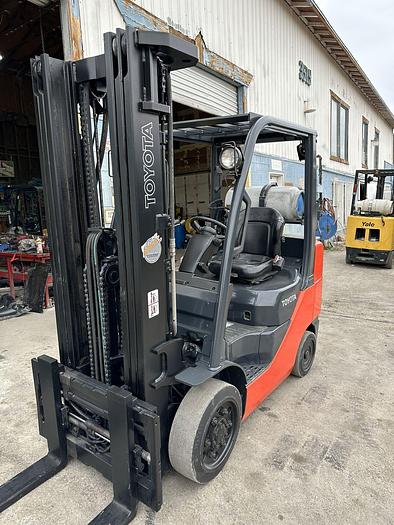 Used 2010 TOYOTA 8FGCU30 FORKLIFT