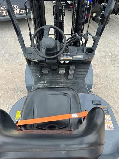 Used 2017 TOYOTA 8FGCU30 FORKLIFT