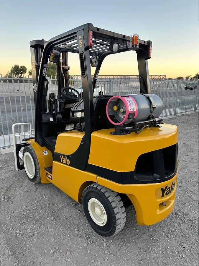 Used 2012 YALE GLP060VX FORKLIFT
