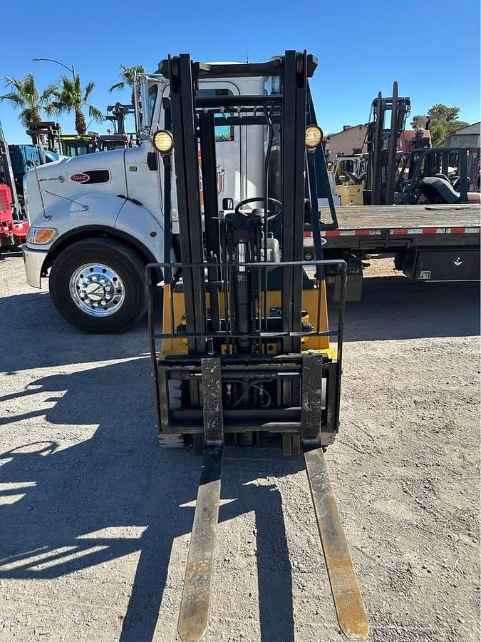 Used 1995 CAT GP15 FORKLIFT