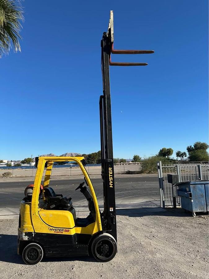 Used 2005 HYSTER S50FT