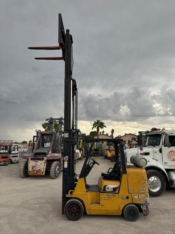 Used 2012 CAT GC45K SWB FORKLIFT