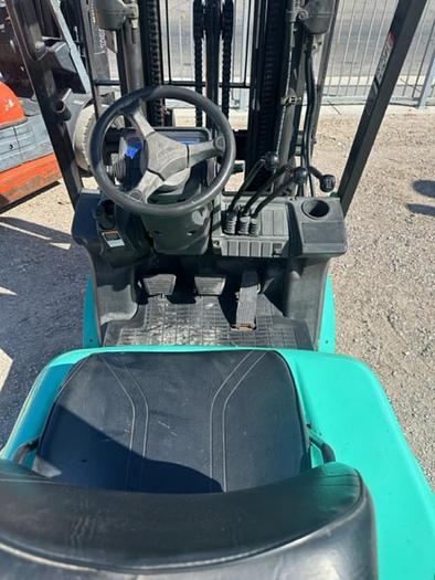 Used 2005 MITSUBISHI FGC25N FORKLIFT