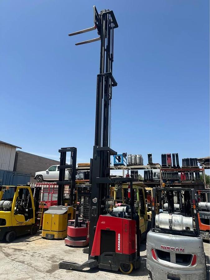 Used 2016 RAYMOND 730-R45TT REACH LIFT