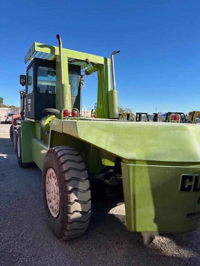 Used 1985 CLARK C500Y-550 FORKLIFT