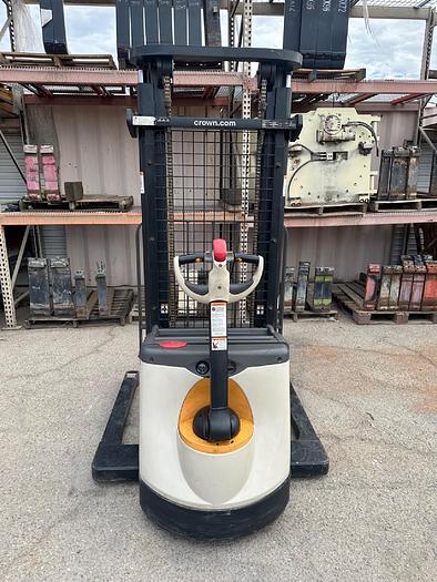 Used 2017 CROWN SX3000-30 WALKIE STACKER FORKLIFT