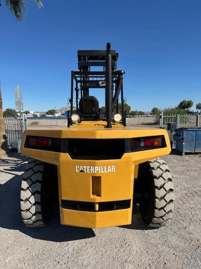 Used 2001 CAT DP150 FORKLIFT
