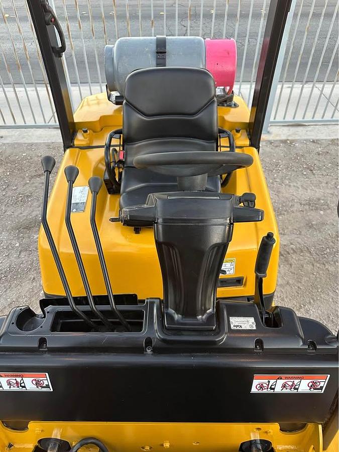 Used 2012 YALE GLP060VX FORKLIFT