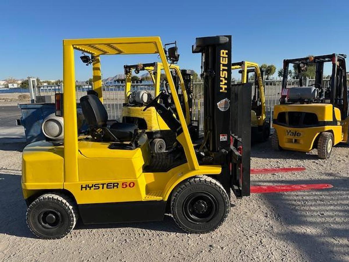 Used 2000 HYSTER H50XM FORKLIFT