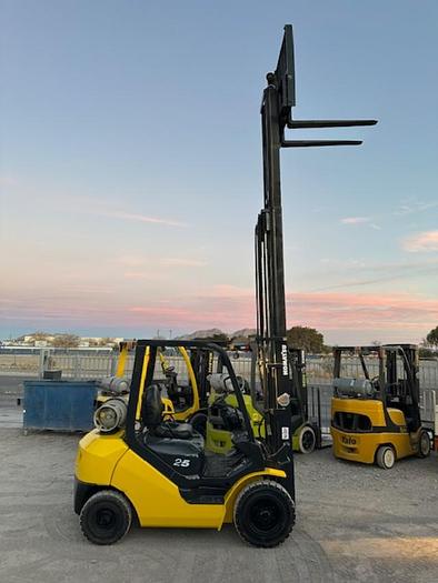 Used 2012 KOMATSU FG25T-16