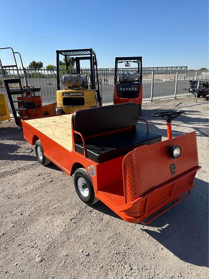 Used 2000 TAYLOR DUNN B2-48