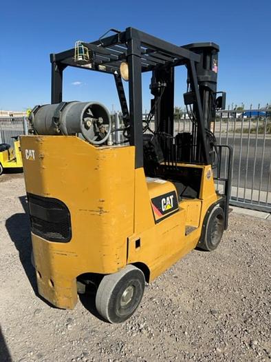 Used 2008 CAT GC40K-STR FORKLIFT