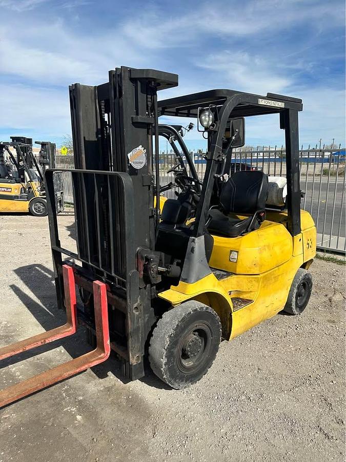 Used 2004 TOYOTA 7FGU25 FORKLIFT