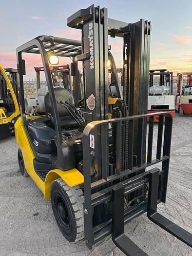 Used 2012 KOMATSU FG25T-16