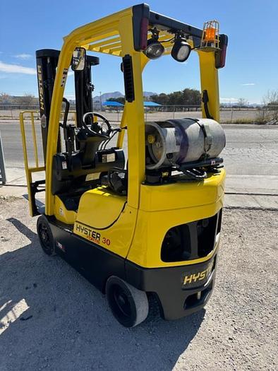 Used 2016 Hyster S30FT FORKLIFT
