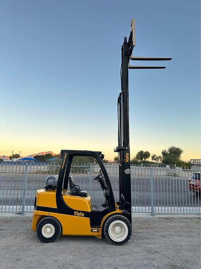 Used 2012 YALE GLP060VX FORKLIFT