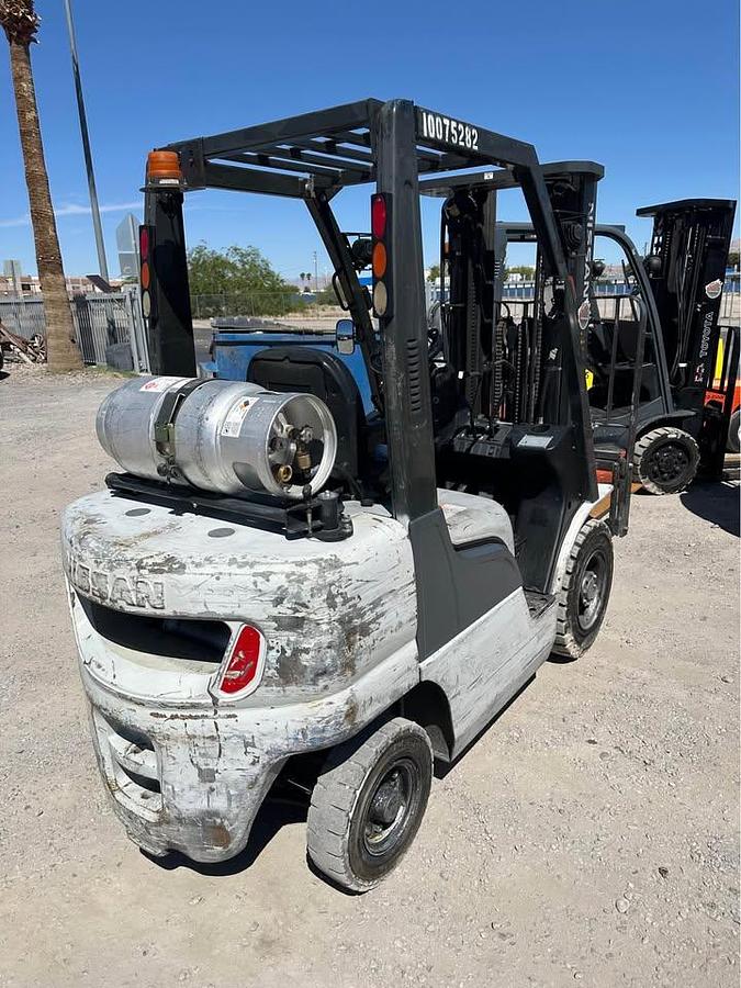 Used 2011 NISSAN MP1F2A25DV FORKLIFT