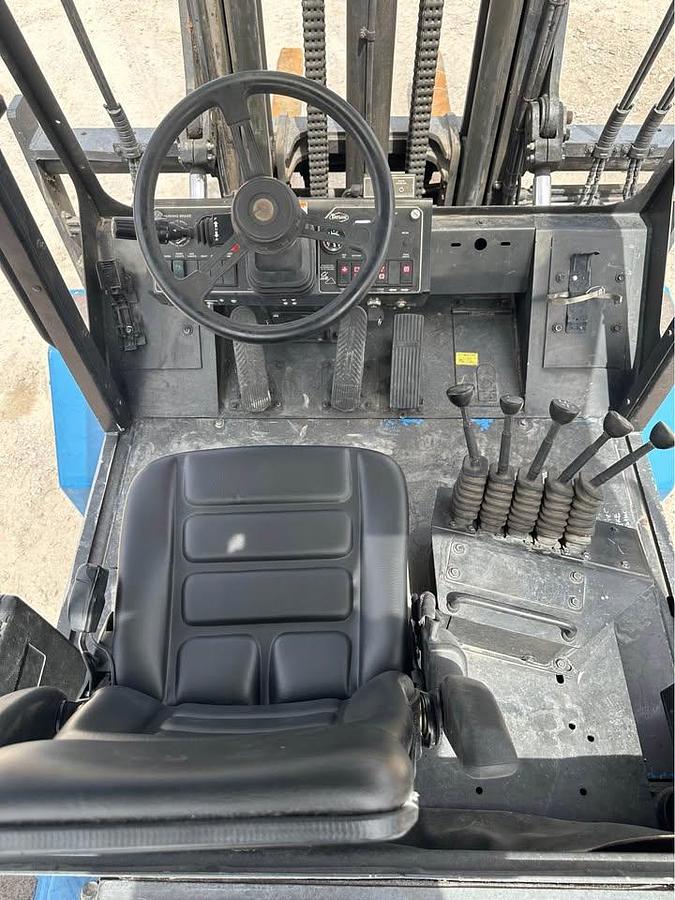 Used 2006 TAYLOR THD160 FORKLIFT