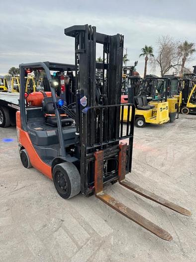 Used 2017 TOYOTA 8FGCU30 FORKLIFT