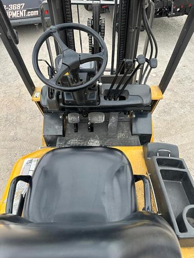 Used 2001 CAT GC25K FORKLIFT