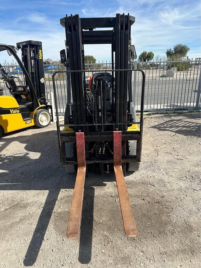 Used 2004 TOYOTA 7FGU25 FORKLIFT