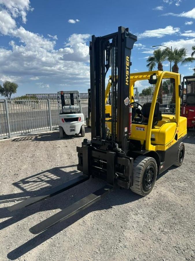 Used 2018 HYSTER H90FT FORKLIFT