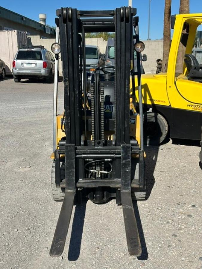 Used 1999 CAT FGC25K FORKLIFT