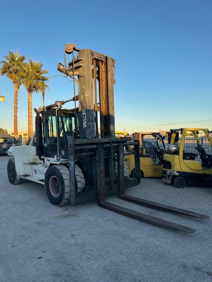 Used 2008 TAYLOR TH350L FORKLIFT