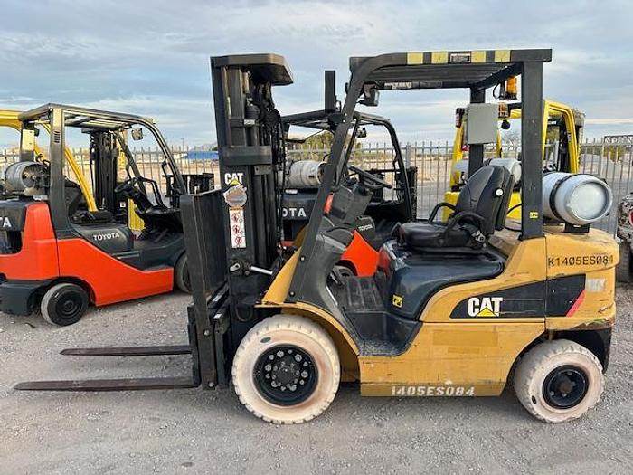 Used 2014 CAT P5000 FORKLIFT