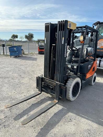 Used 2016 DOOSAN G25E-5 FORKLIFT