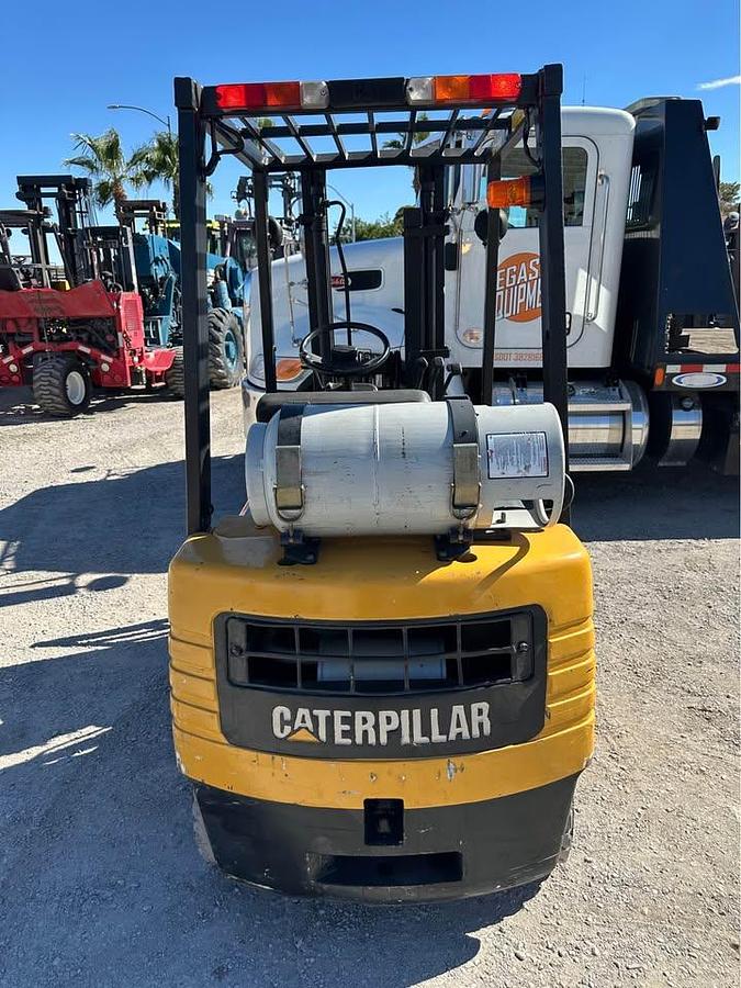 Used 1995 CAT GP15 FORKLIFT