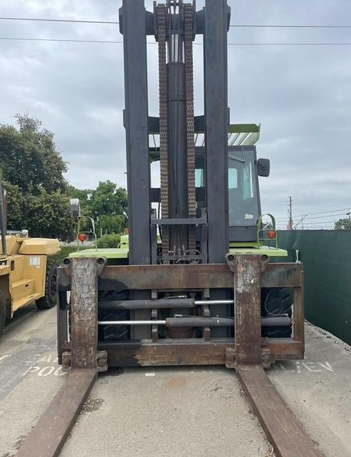 Used 1985 CLARK C500Y-550 FORKLIFT