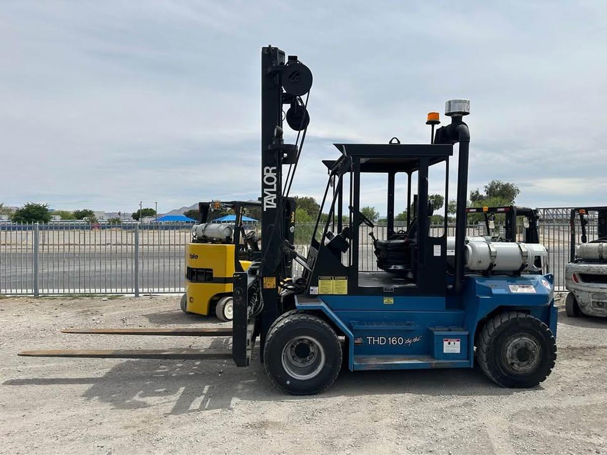 Used 2006 TAYLOR THD160 FORKLIFT
