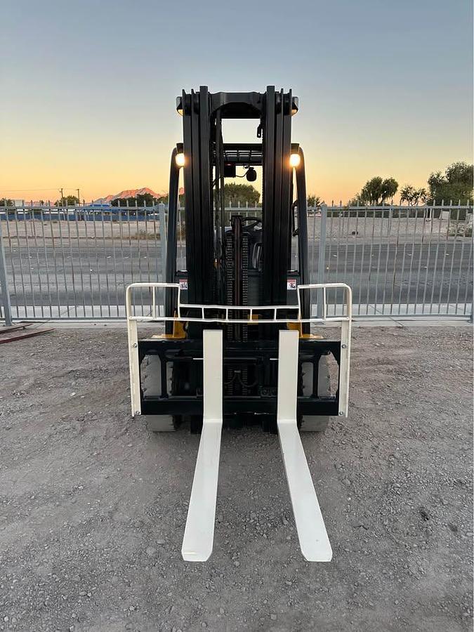 Used 2012 YALE GLP060VX FORKLIFT