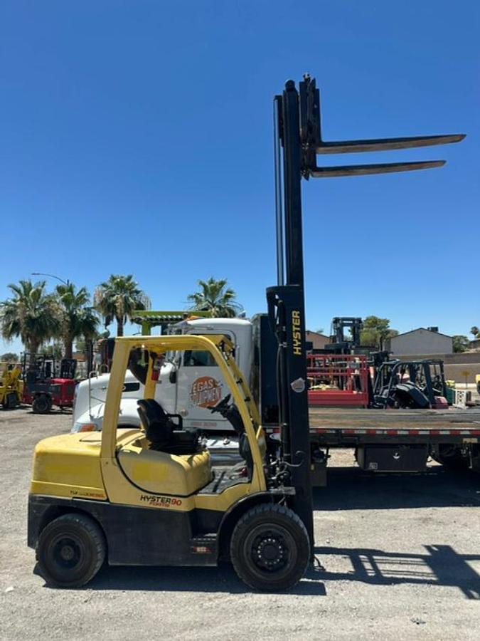 Used 2018 HYSTER H90FT FORKLIFT