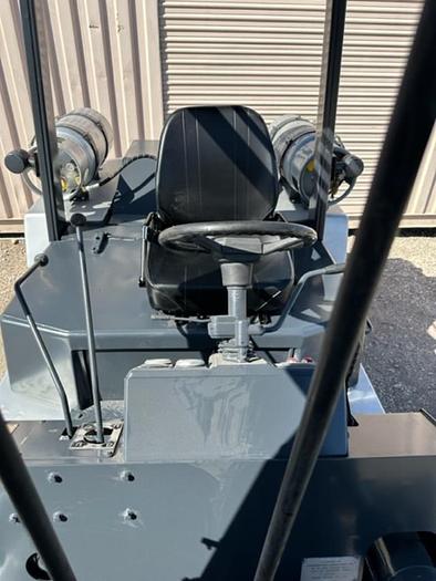 Used 1998 NISSAN BF05H70V FORKLIFT