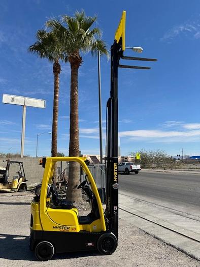 Used 2016 Hyster S30FT FORKLIFT