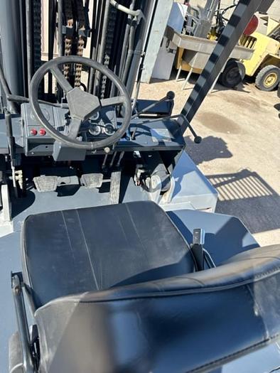 Used 1998 NISSAN BF05H70V FORKLIFT