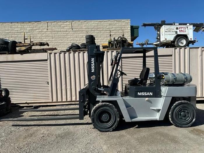 Used 1998 NISSAN BF05H70V FORKLIFT