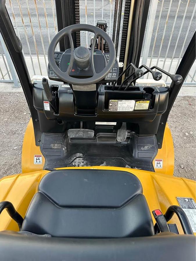 Used 2012 YALE GLP060VX FORKLIFT