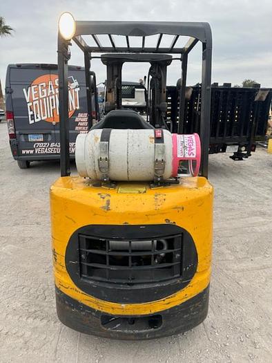 Used 2001 CAT GC25K FORKLIFT