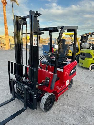 2024 STL CPD-10 FORKLIFT