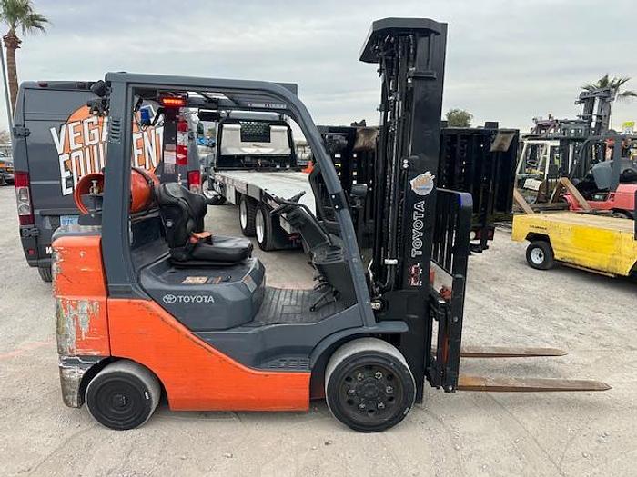 Used 2017 TOYOTA 8FGCU30 FORKLIFT