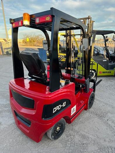 2024 STL CPD-10 FORKLIFT