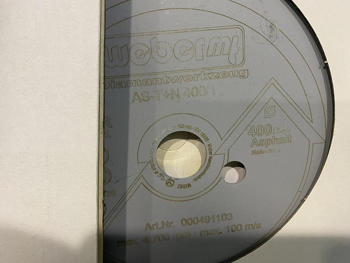 2019 WEBER SM62-2 HD