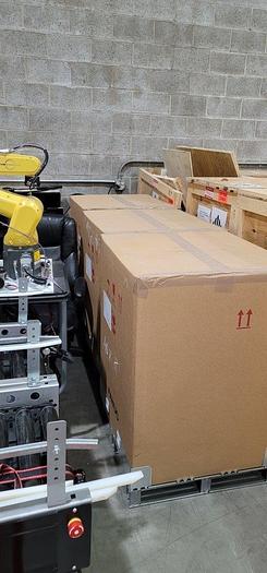 Used NEW IN BOX FANUC LR MATE 200iD/7L 6 AXIS ROBOT WITH R30iB MATE PLUS COMPACT CONTROLLER