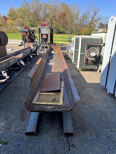 Used GENERAL KINEMATICS  OSCILLATING CONVEYOR OSCILLATING CONVEYOR